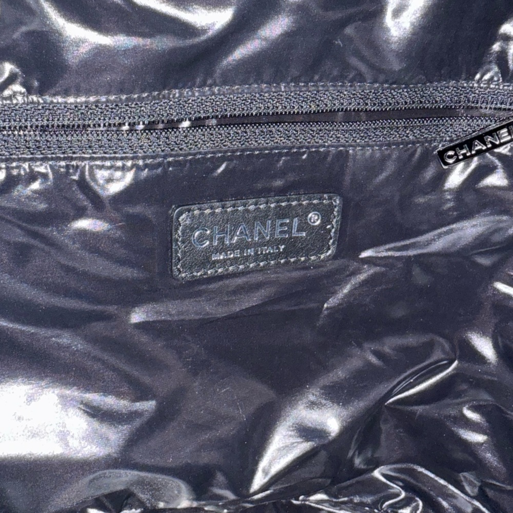 Authentic CHANEL CAMBON Blue Embroidery Matelasse Wool/Leather Bucket-bag-EUC💎 - Picture 5 of 15